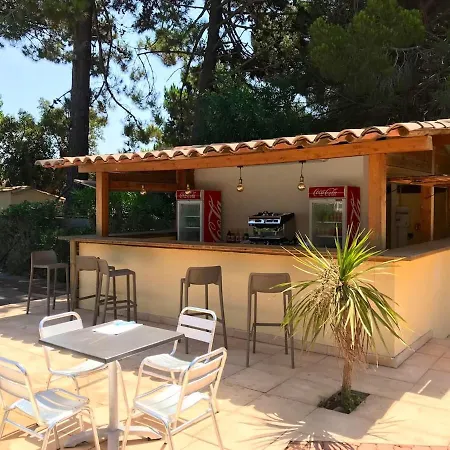 A + Piscine Partagee Appartement Lecci